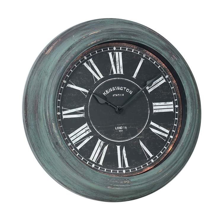 vintage decorate roman numbers wall clock